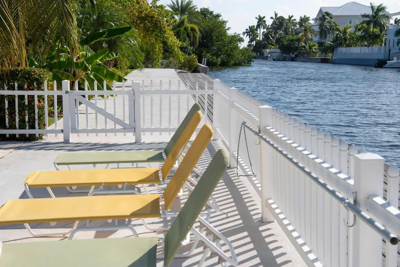 Snug Harbour View Condo #9 George Town