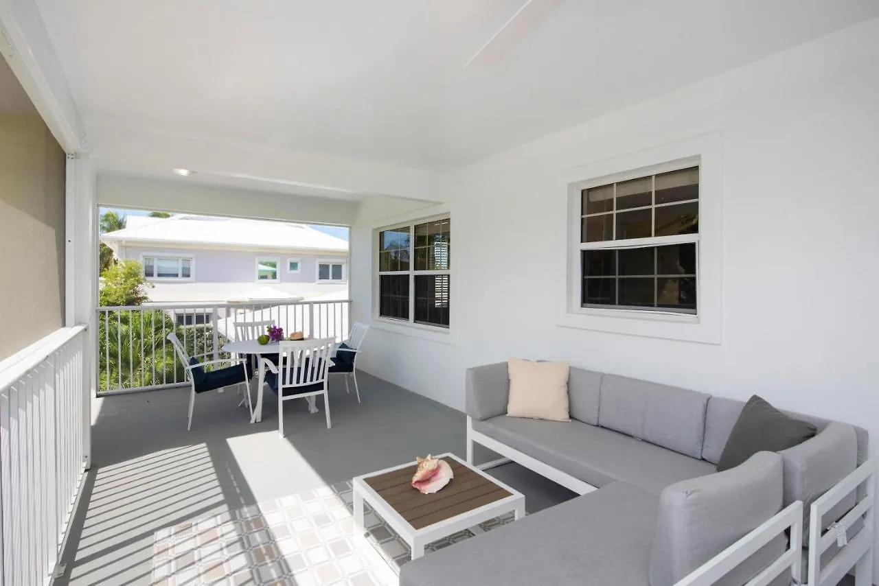 Snug Harbour View Condo #9 George Town 0*,
