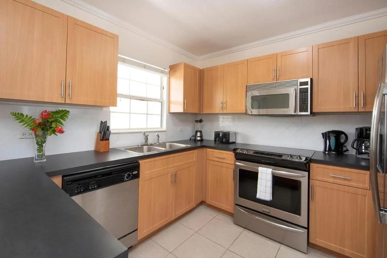 Snug Harbour View Condo #9 George Town Cayman Adaları